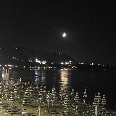 Mare Azzurro Campofelice Di Roccella