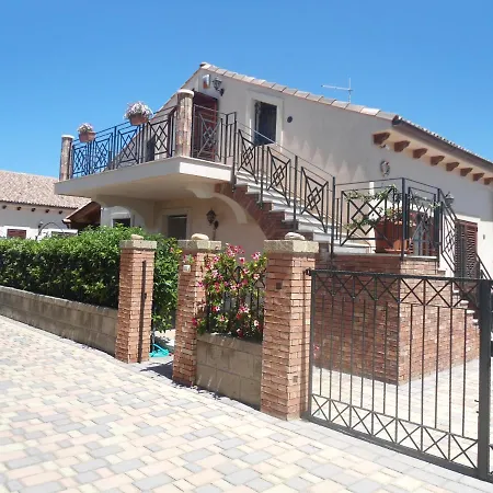 Mare Azzurro Villa Campofelice Di Roccella
